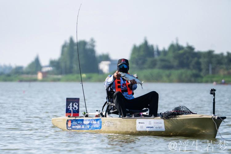 中国舟钓路亚公开赛 决胜仅差一厘米 中国舟钓路亚公开赛 决胜仅差一厘米